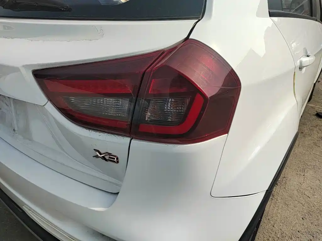 Geely Vision X3 X3 2019 1.5L CVT Luxury