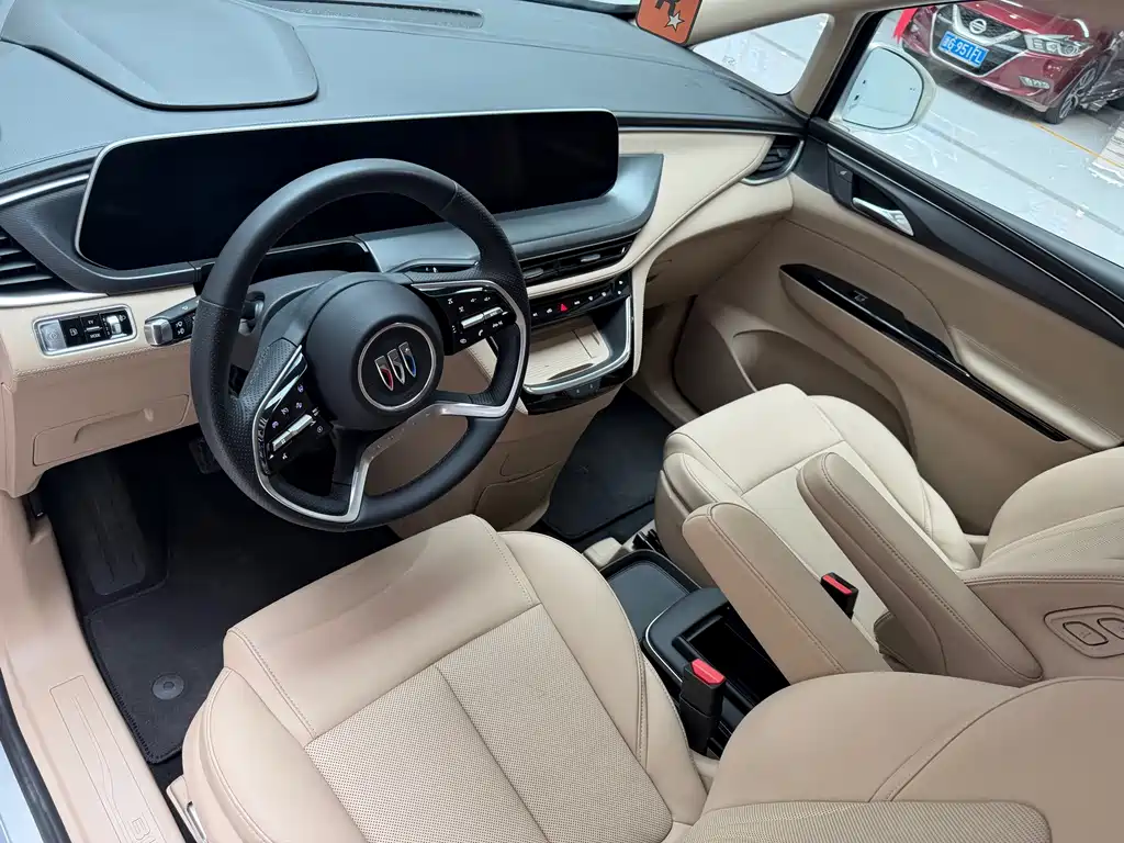 Buick GL8 Hybrid — миниатюра 10