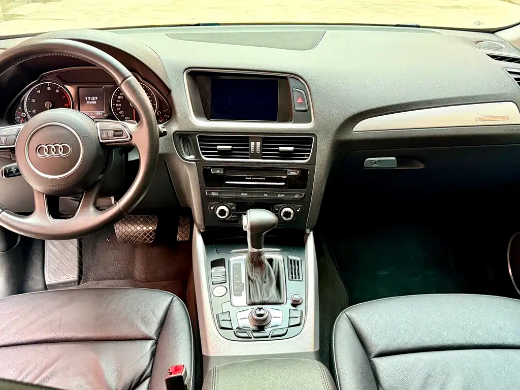 Audi Q5 2013 45 TFSI quattro Sport