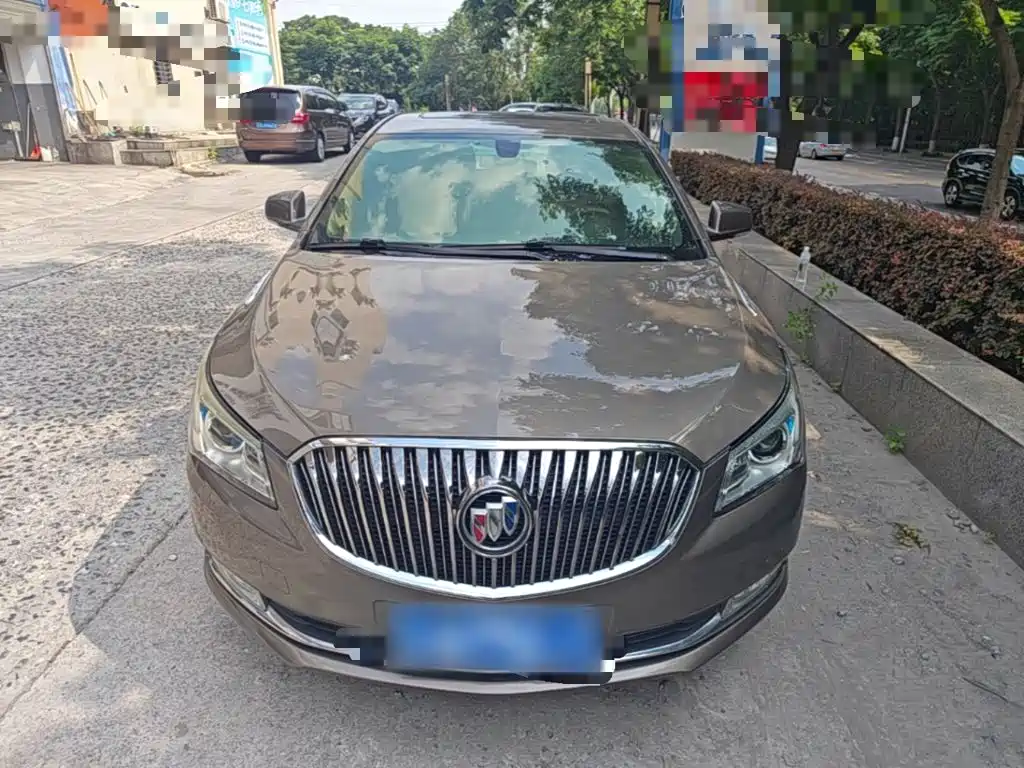 Buick LaCrosse — миниатюра 3