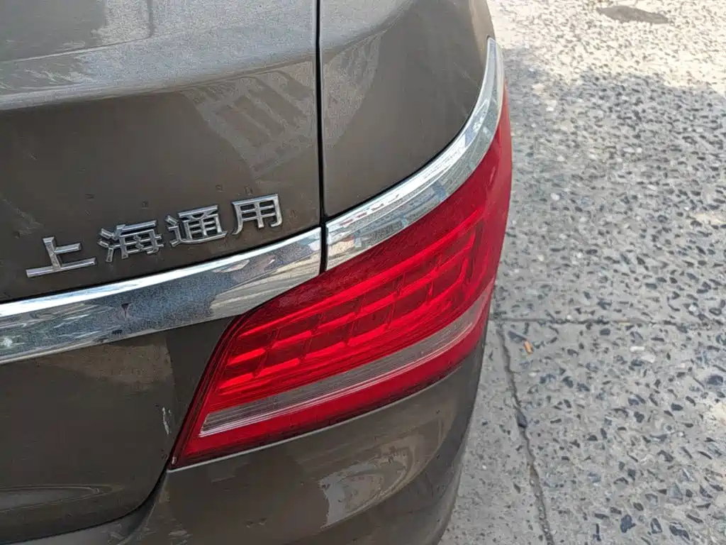 Buick LaCrosse — миниатюра 8