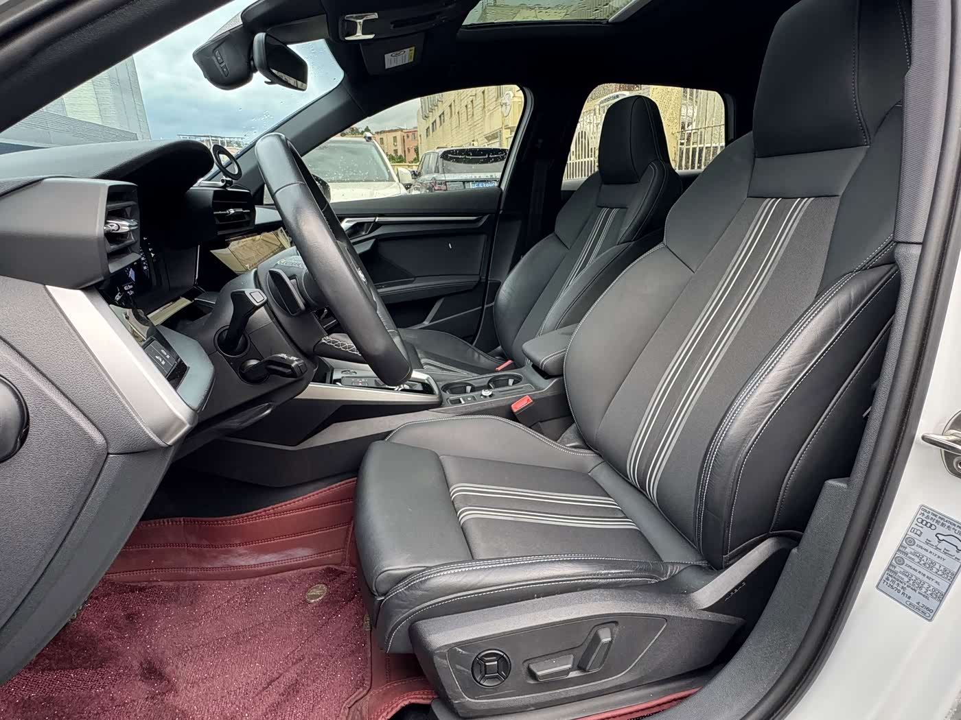 Audi A3 1.4 л 2024 г. Белый, пробег 20800 км