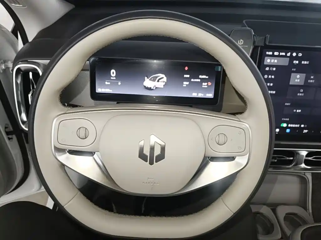 Leapmotor Leapmotor B10 — миниатюра 11