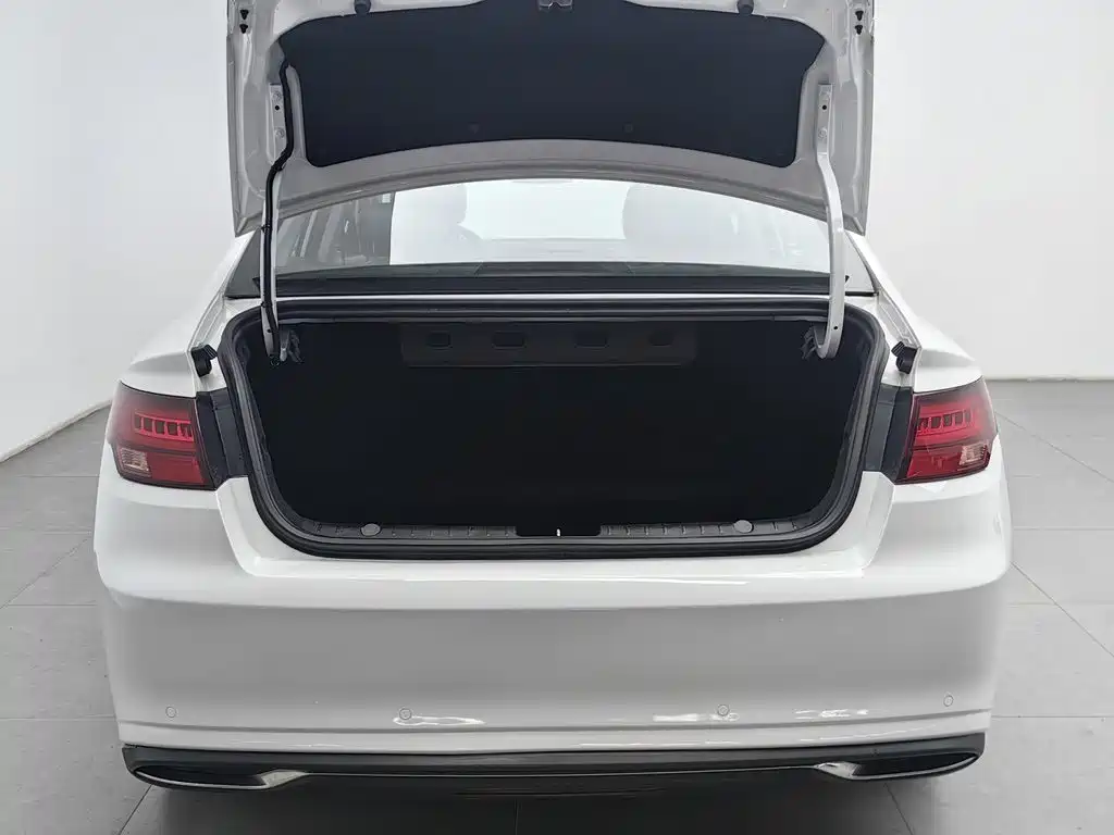Geely Emgrand GL — миниатюра 16