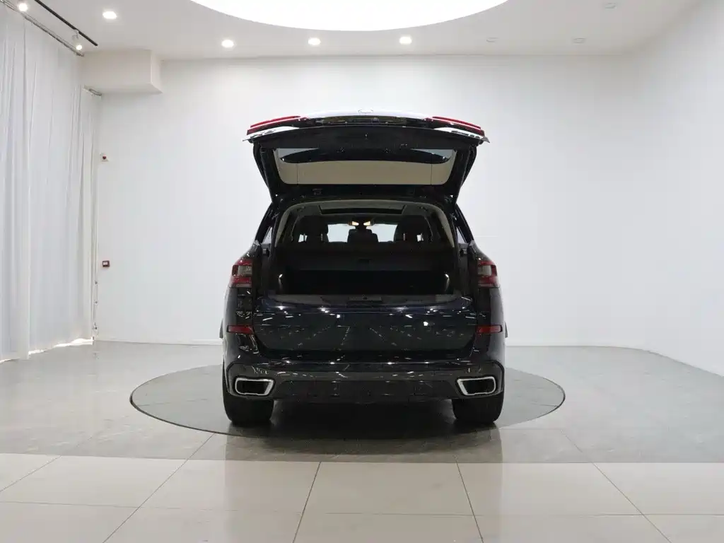 BMW X5 (Import) — миниатюра 9