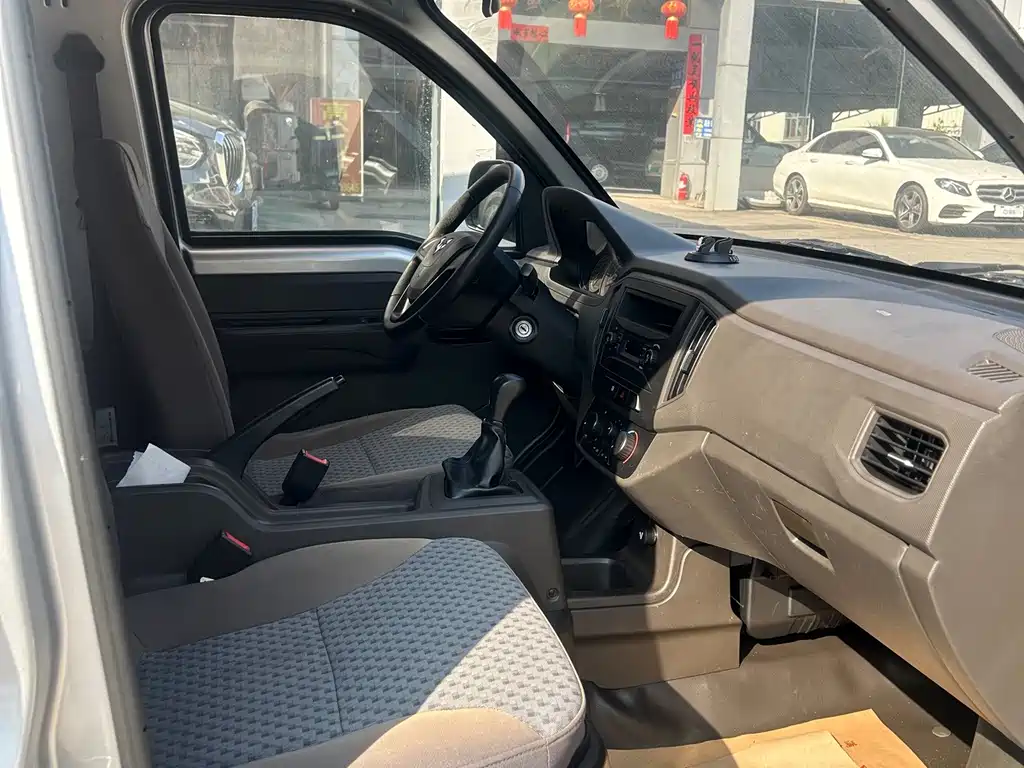 Wuling Rongguang New Truck — миниатюра 4