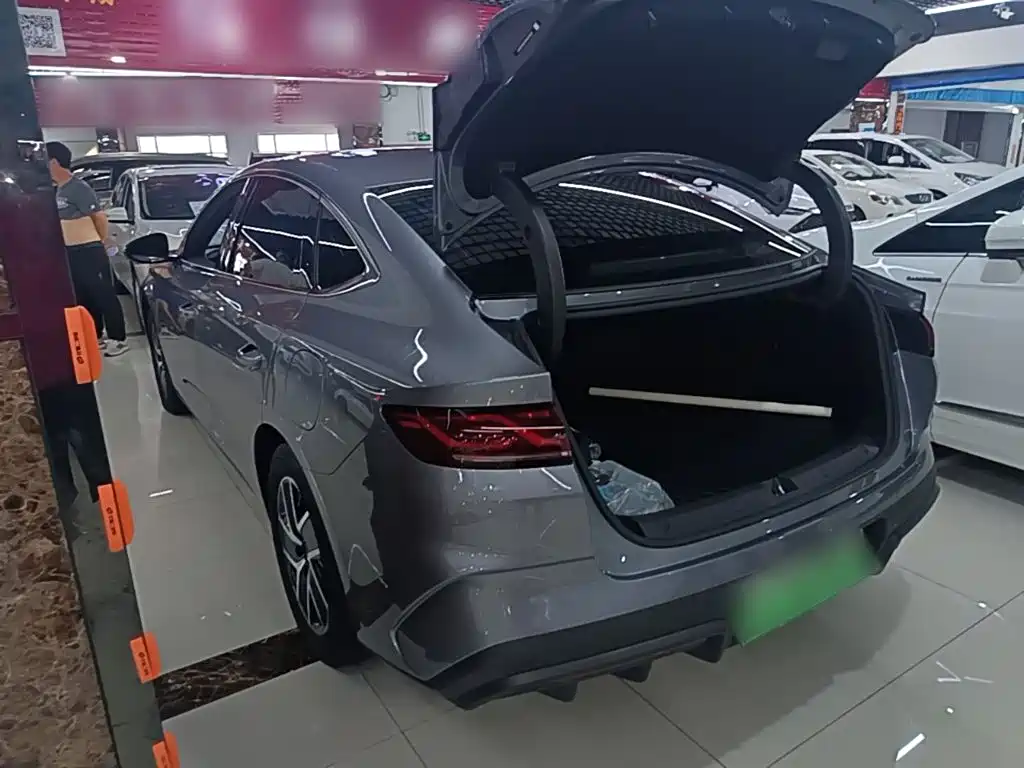 BYD Qin L — миниатюра 5