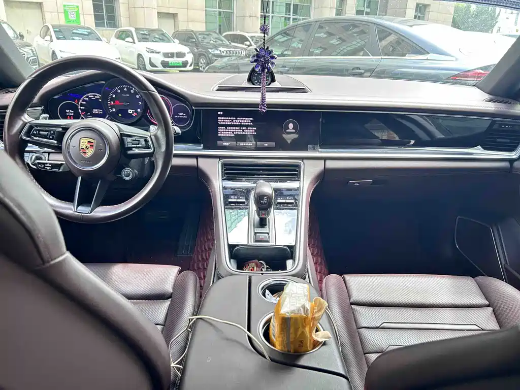 Porsche Panamera — миниатюра 21