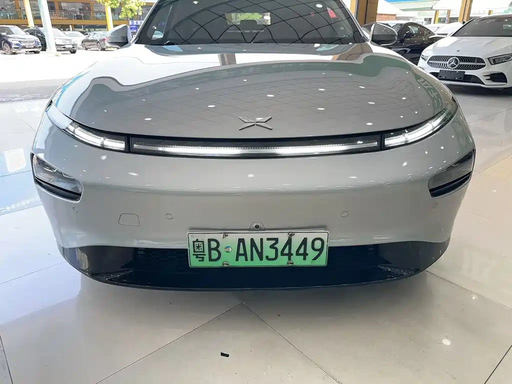 XPeng P7 — миниатюра 4