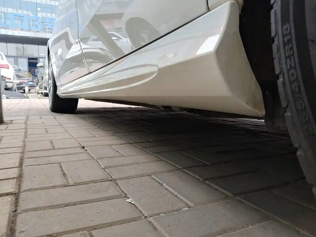 Mercedes-Benz E-Class — миниатюра 22