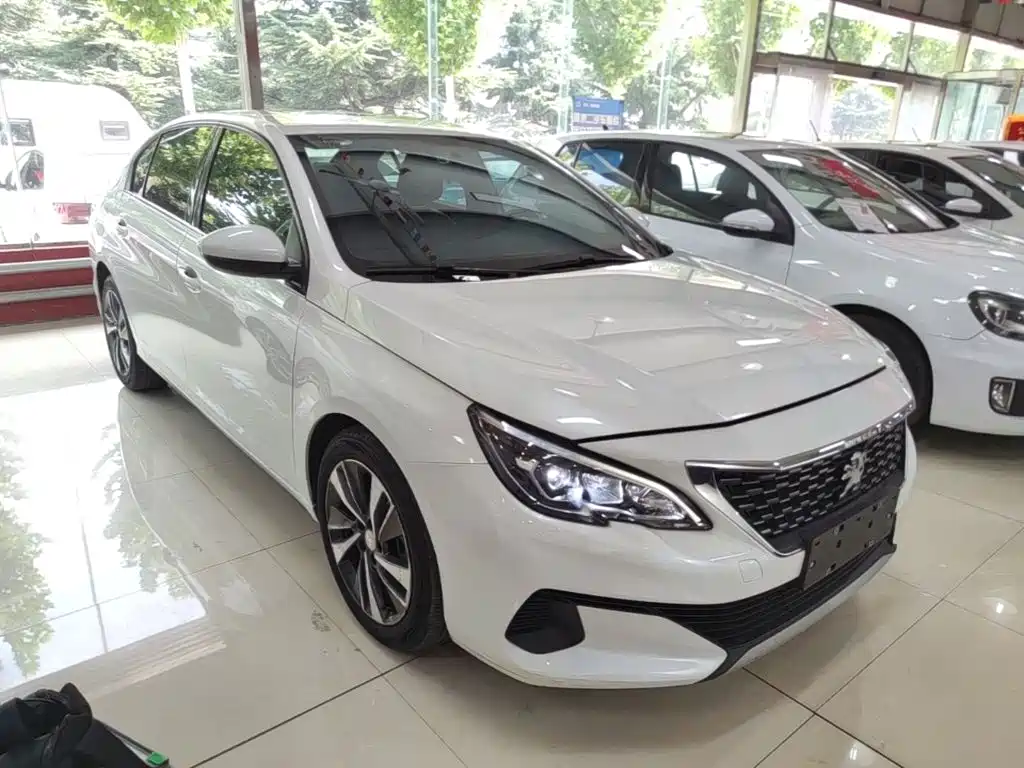 Peugeot 408 — миниатюра 4