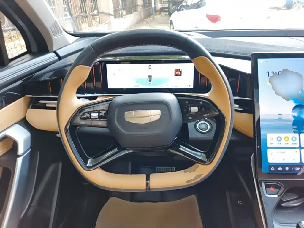 Geely Boyue L — миниатюра 11
