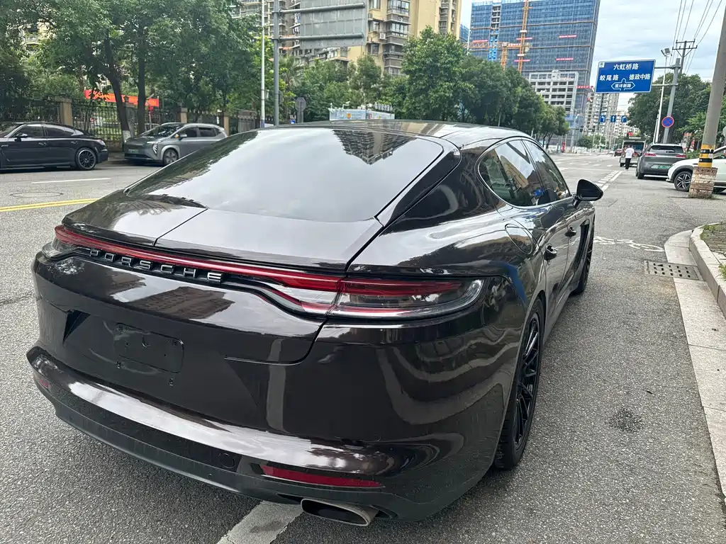 Porsche Panamera 2010 Panamera 4 3.6L
