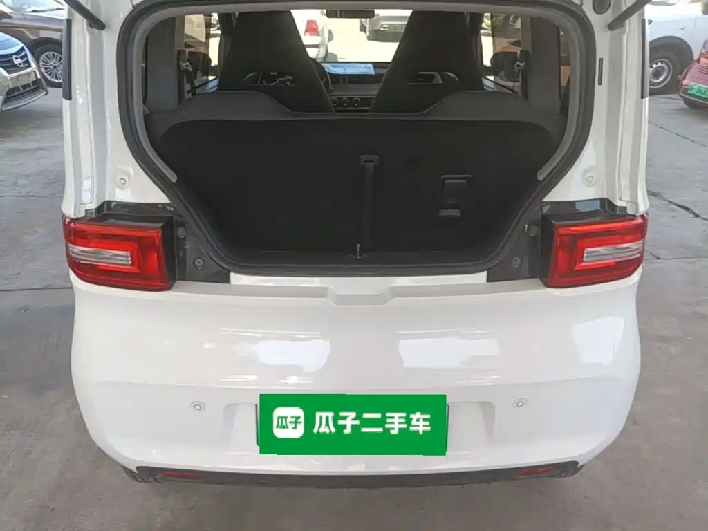 Wuling MINIEV — миниатюра 19