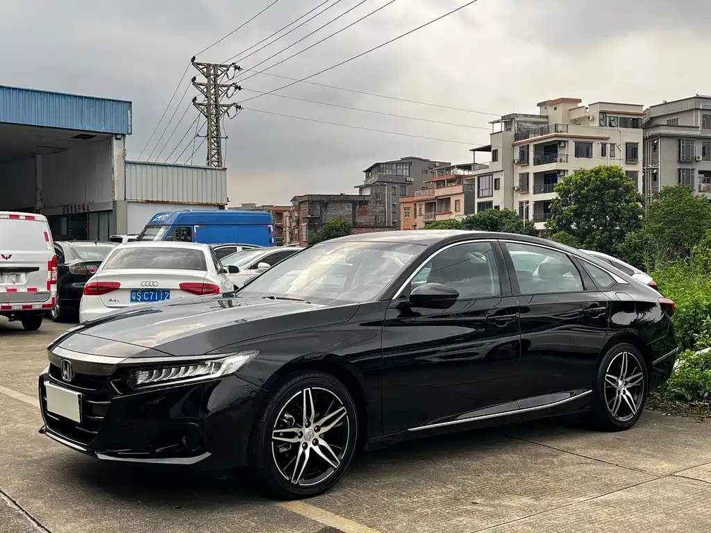Honda Accord 2022 260TURBO Luxury