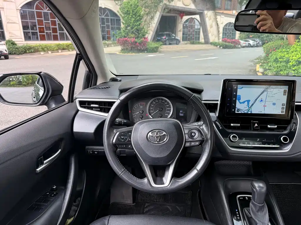 Toyota Corolla — миниатюра 13