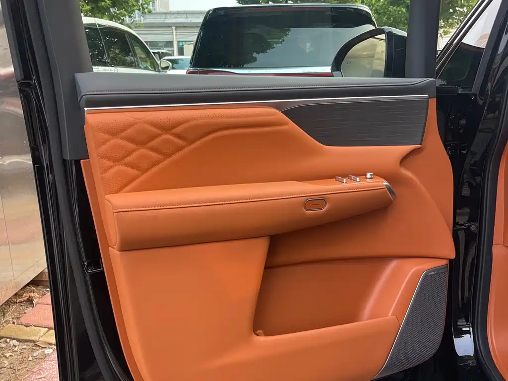 Buick Не похоже, что ты семья. — миниатюра 7