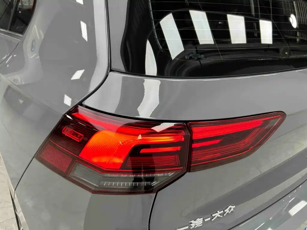Volkswagen Golf — миниатюра 25