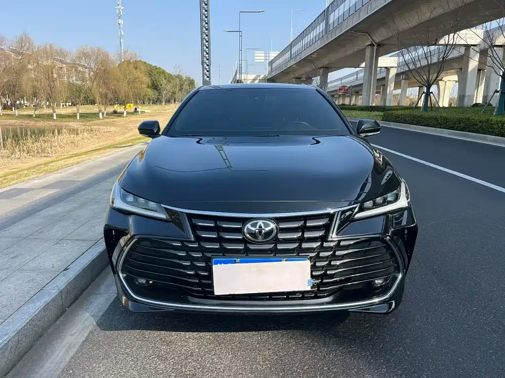 TOYOTA ASIAN DRAGON