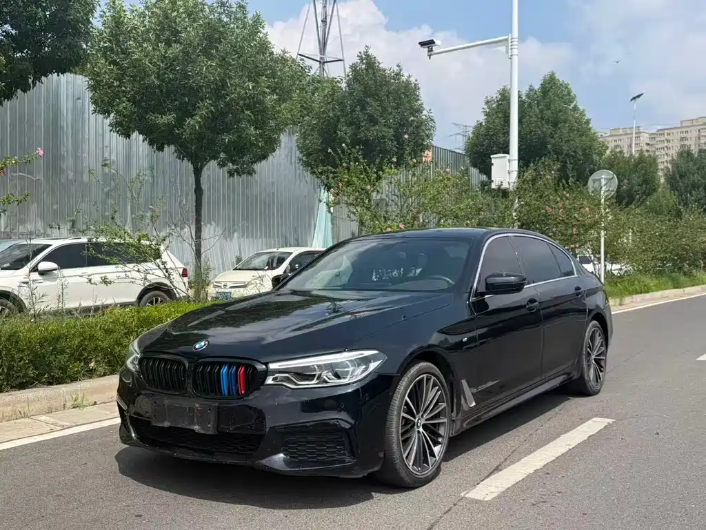 2019 BMW 5er - zdjęcie 1 z 9
