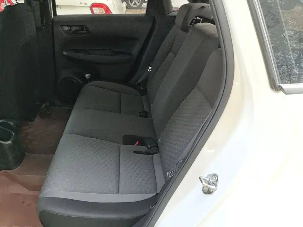 Honda Fit — миниатюра 17