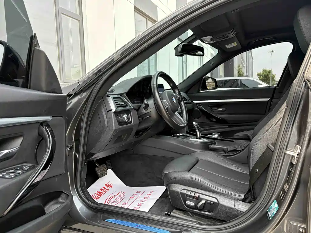 BMW 3 Series GT 3 GT 2020 320i M Sport