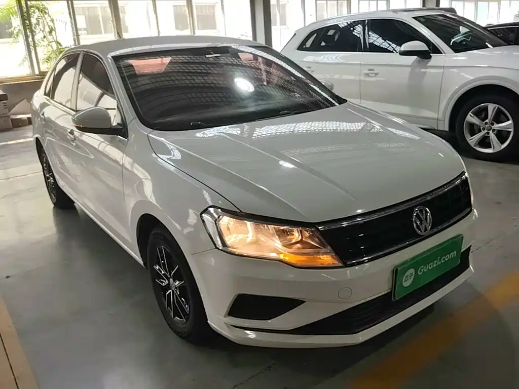 Volkswagen Jetta — миниатюра 4