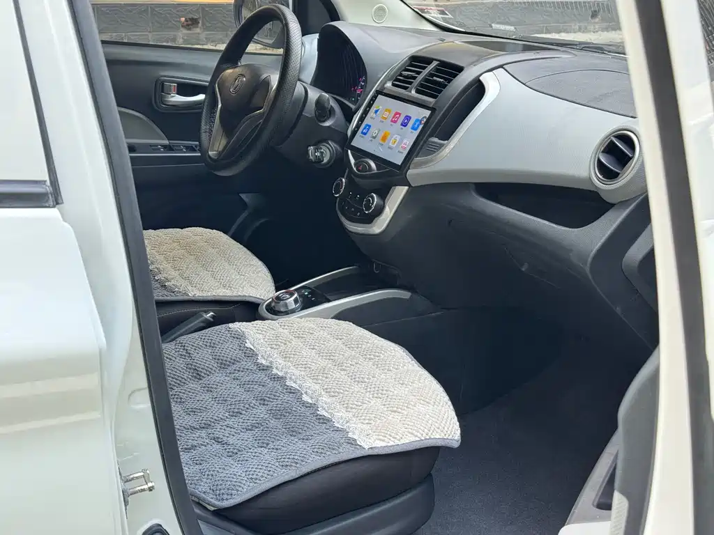 Changan Benben E-Star — миниатюра 10