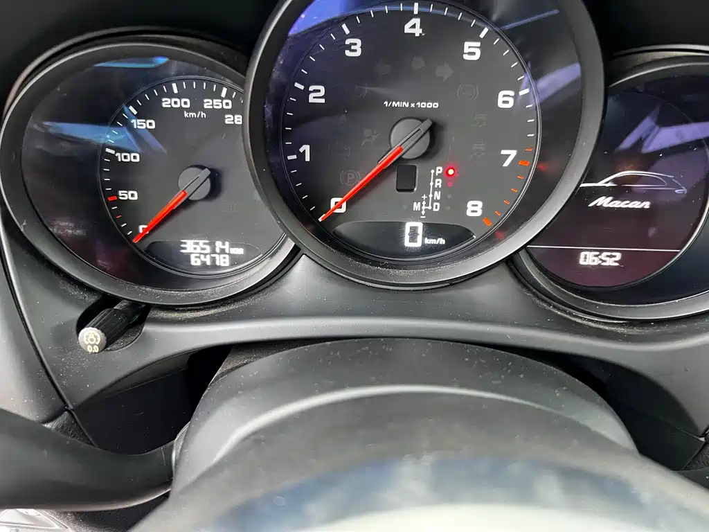Porsche Macan — миниатюра 22