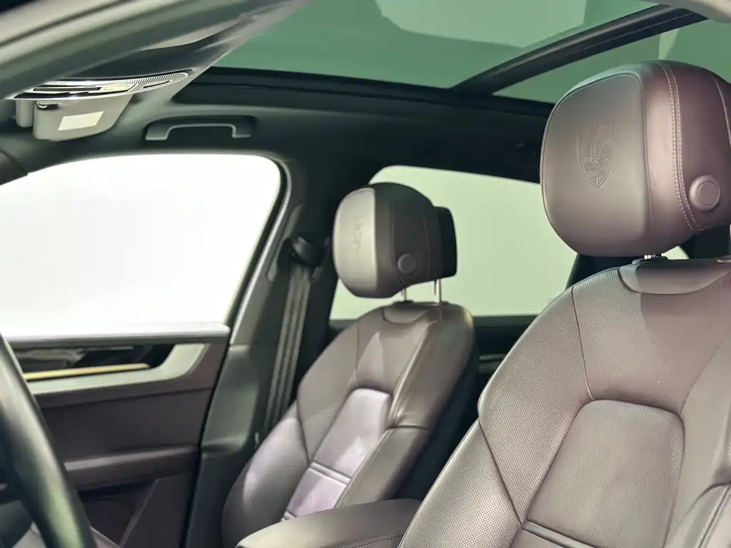 PORSCHE CAYENNE NEW ENERGY