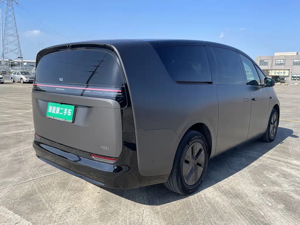 Li Auto Li MEGA — миниатюра 33