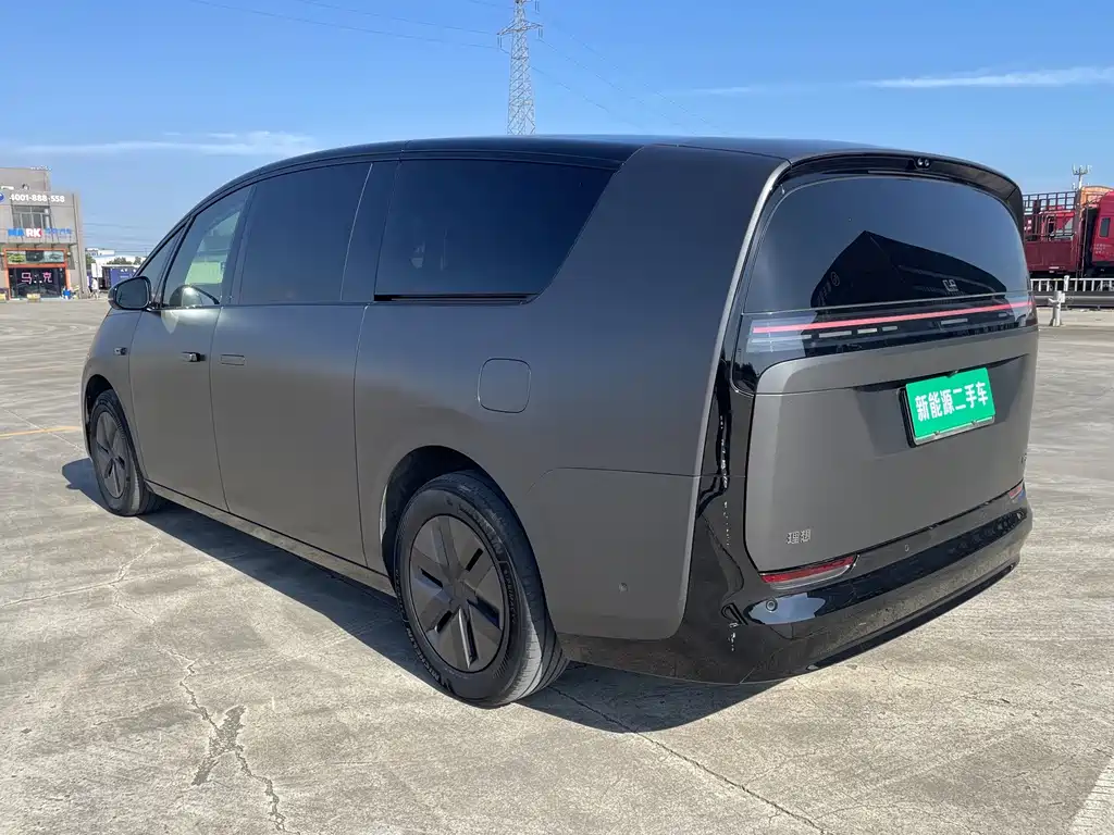 Li Auto Li MEGA — миниатюра 35