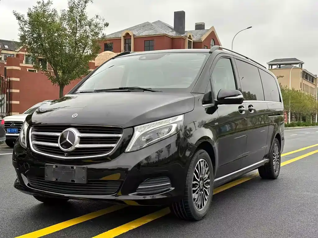 MERCEDES-BENZ V CLASS