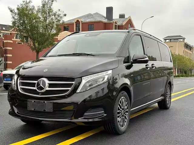 MERCEDES-BENZ V CLASS 2018