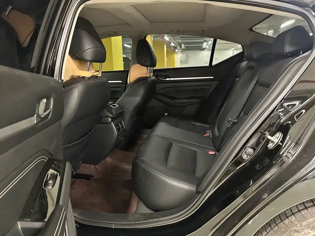 Nissan Teana — миниатюра 5