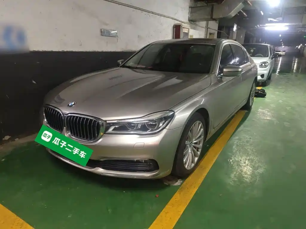 BMW 7 Series — миниатюра 2