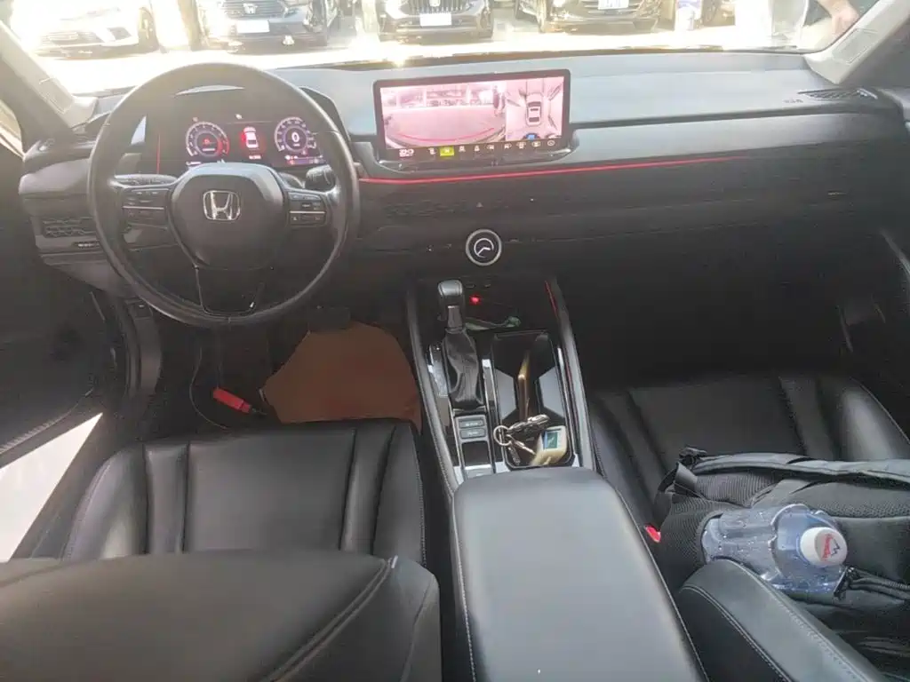 Honda Accord — миниатюра 10