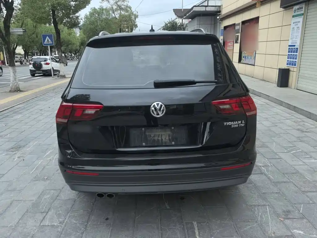 Volkswagen Tiguan L — миниатюра 16