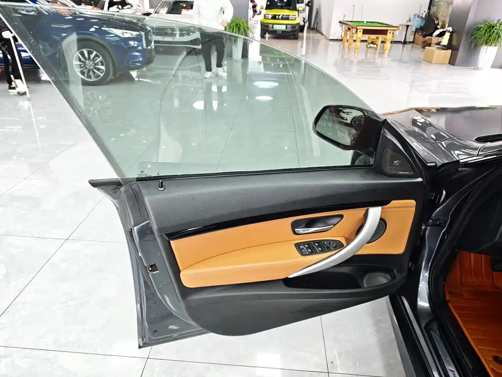 BMW 3 Series GT — миниатюра 13