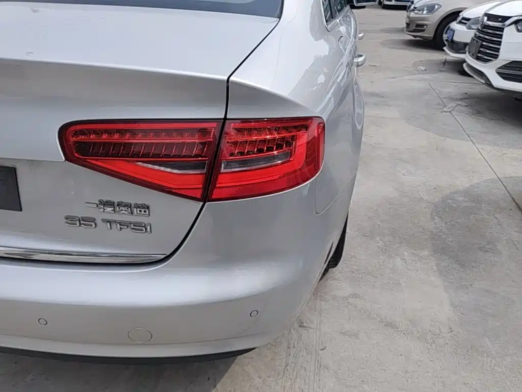 Audi A4L — миниатюра 8