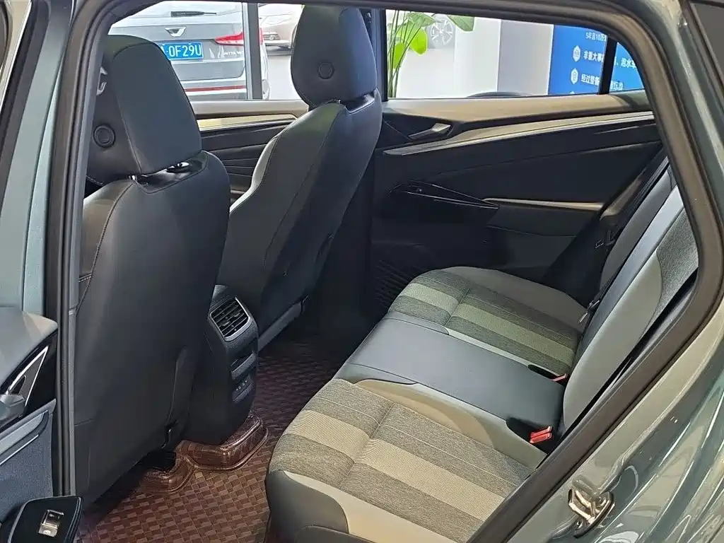 Volkswagen ID.4 Crozz — миниатюра 11