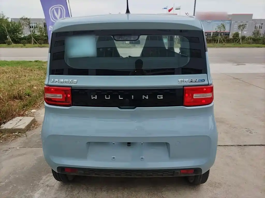 Wuling MINIEV — миниатюра 6