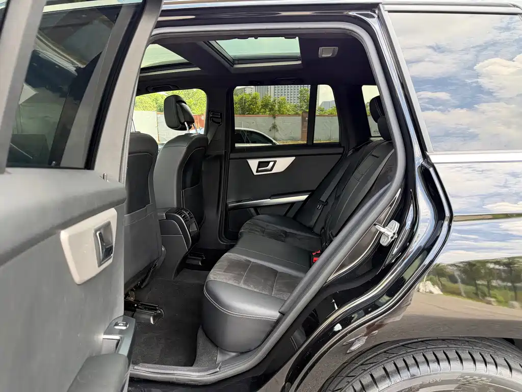 Mercedes-Benz GLK-Class — миниатюра 16