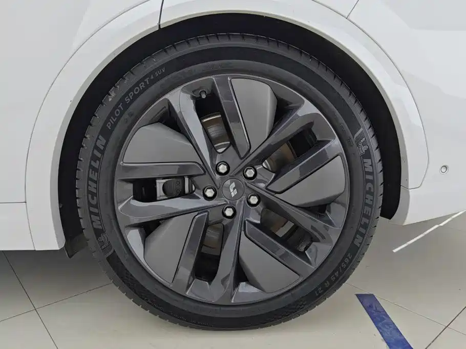 Li Auto Li L7 — миниатюра 6