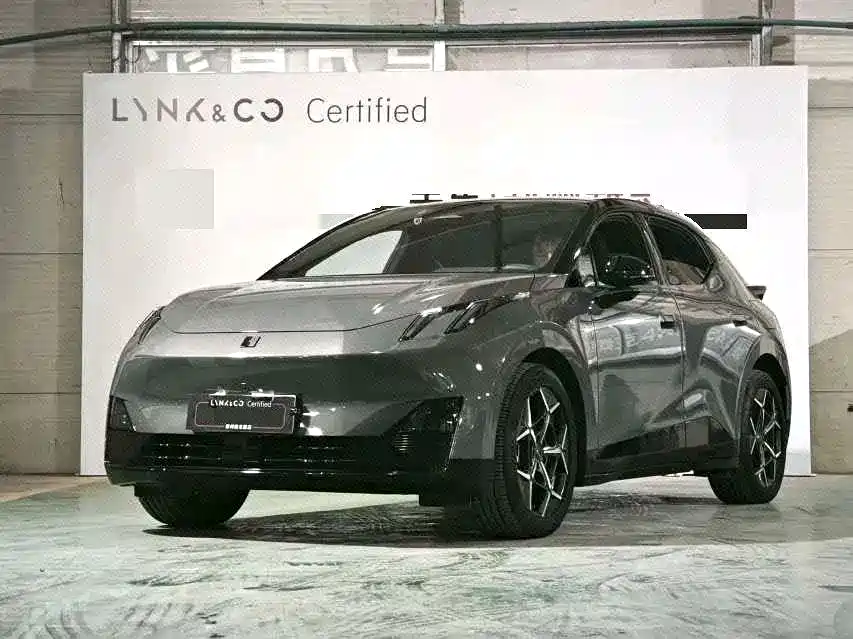 Lynk & Co Z20