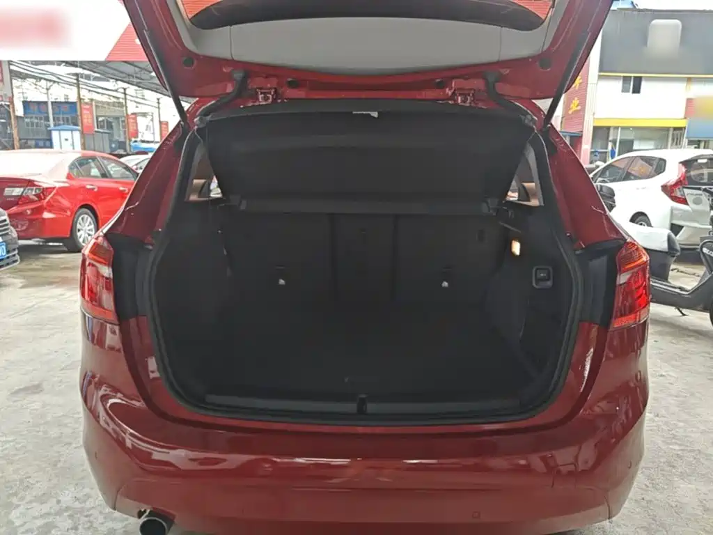 BMW 2 Series Active Tourer — миниатюра 19