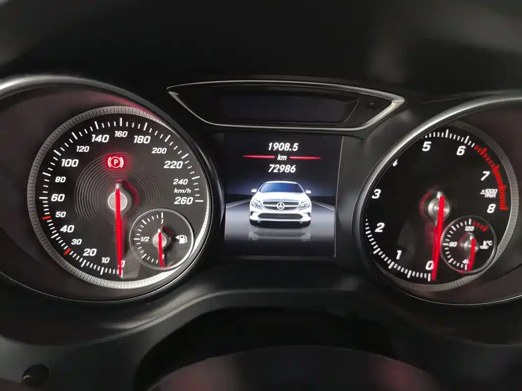 Mercedes-Benz CLA (Import) — миниатюра 11