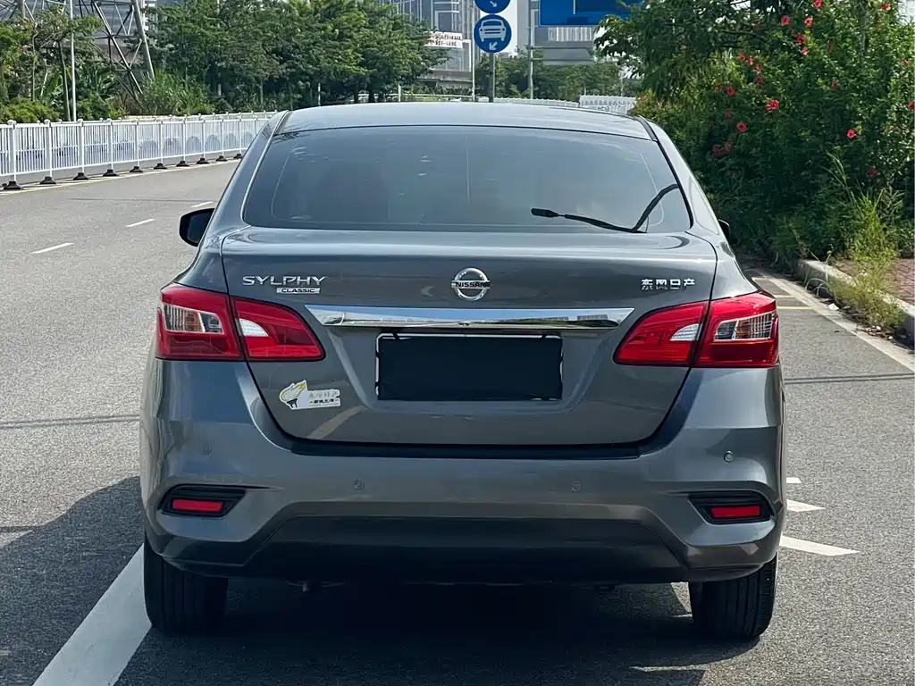 Nissan Sylphy — миниатюра 8