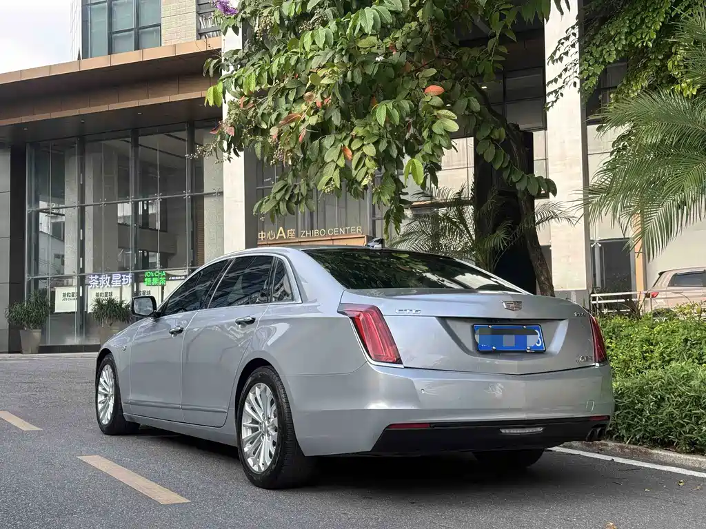Cadillac CT6 — миниатюра 4