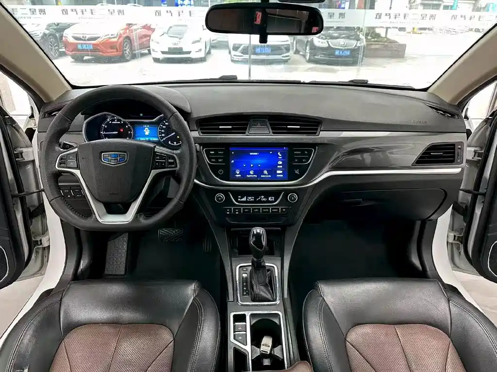 Geely Emgrand — миниатюра 5
